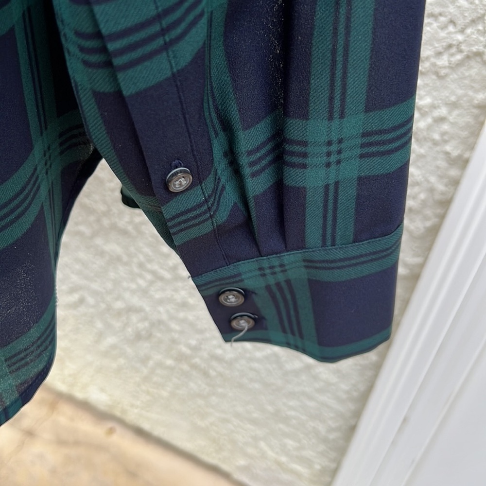 💚J.Crew Tuxedo Pleat Tarten Plaid Button up Women's Blouse Size S - Picture 5 of 7